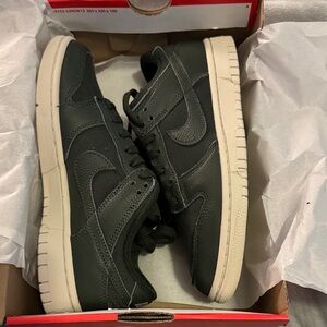 Nike Dunk Low Retro Men's Dark Green and Cream Sneakers